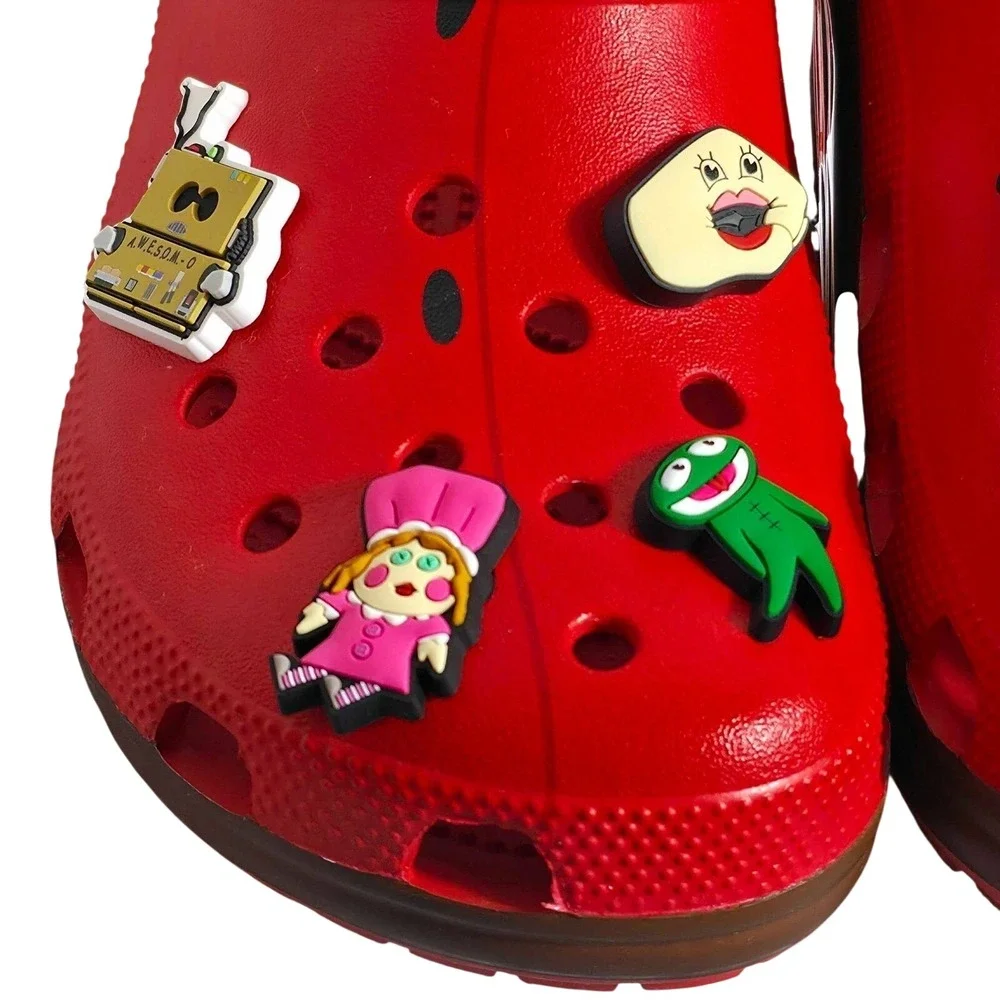 Crocs South Park Eric Cartman Classic‎ Clogs Size Men's 9 Women's 11 211500-90H